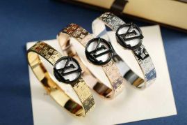 Picture of LV Bracelet _SKULVbracelet11ly12711204